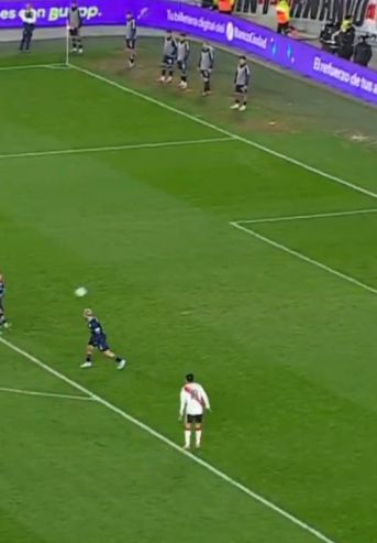 Gol de Tomás Galván