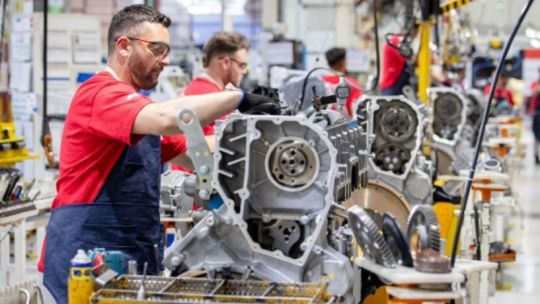 El consumo pyme retrocedió 2,7% en agosto y se profundiza la cautela en los comercios