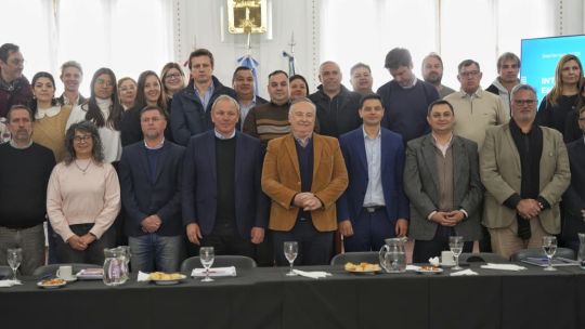 Cumbre Accastello - De Rivas en Río Cuarto: “Los municipios tenemos que responder por los desafíos que la Nación hoy no resuelve”