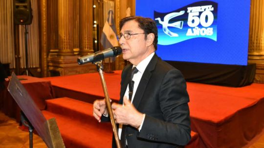 Perfil presentó su nuevo logo por sus 50 años y anunció que regalará diarios a colegios