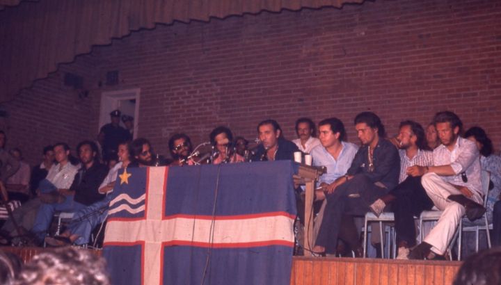Netflix presenta el avance del documental "Más allá de la sociedad", y revela la fecha de estreno