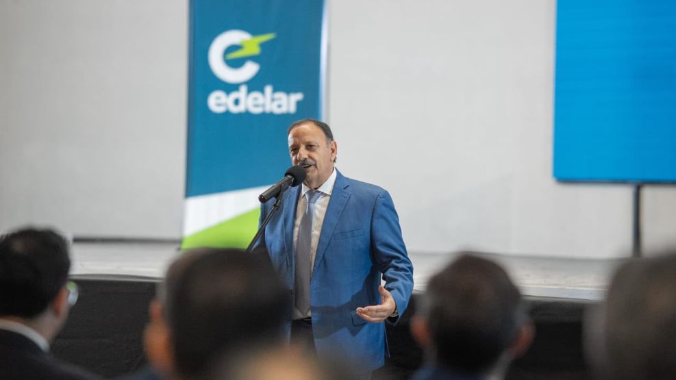 Ricardo Quintela extendió por otros 60 días el congelamiento de las tarifas del transporte urbano y la energía eléctrica en La Rioja
