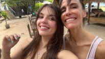 India Arana y María Susini en Indonesia