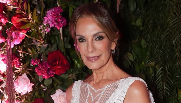 Así es el impactante vestido rosa que eligió Nequi Galotti para conducir una gala solidaria