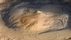 La NASA descubre misteriosos agujeros perforados en la superficie de Marte y sus científicos intentan develar el enigma