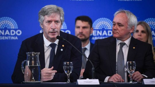 Bausili reveló que el oro del BCRA está en Suiza y se cruzó con la oposición: “Parece atractivo armar una conspiración”
