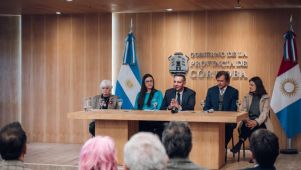 “La tierra habla. Tu sangre puede darles nombre”