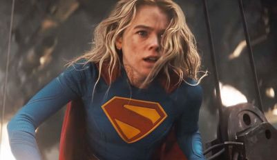 Milly Alcock como Supergirl