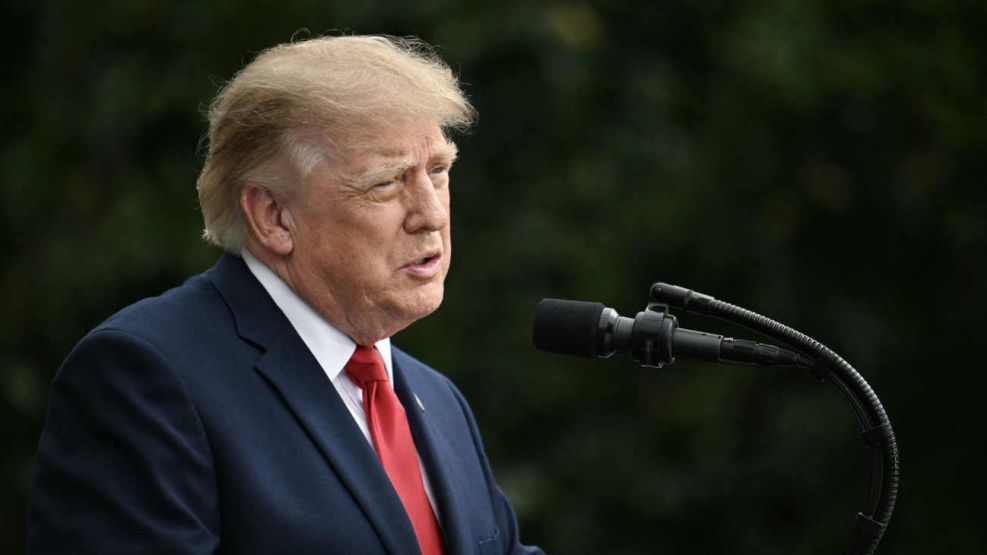 El presidente de EE. UU., Trump, y líderes militares asisten a la conmemoración del 11-S en el Pentágono 11092026