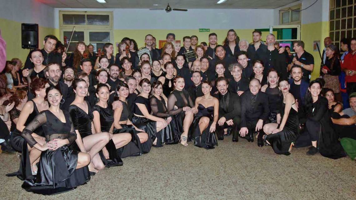 La escuela de tango del Cetba celebra 35 años formando artistas con un récord de 600 alumnos