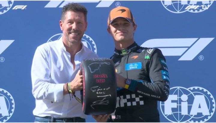 Diego Simeone junto a Lando Norris