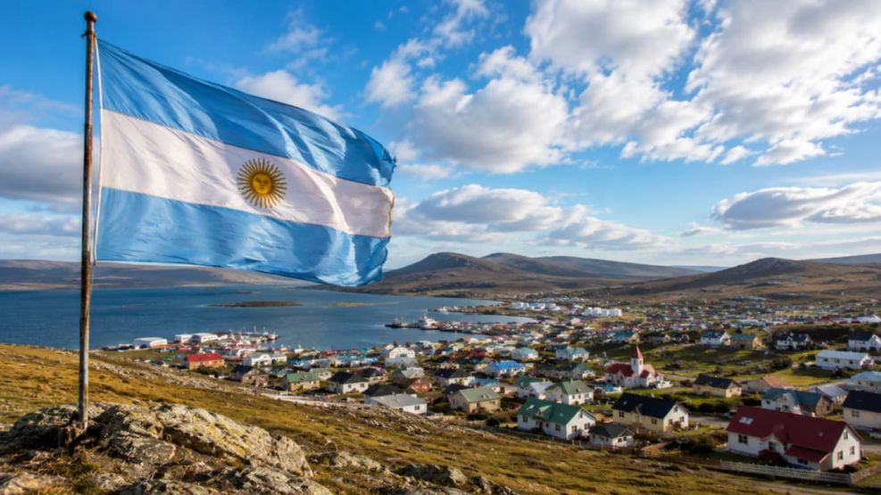 El Gobierno destinará más de $300.000 millones para la construcción de la Base Naval Integrada en Ushuaia.