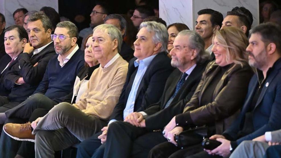 130926_peronismo_massa_schiaretti_llaryora_bianco_x_g