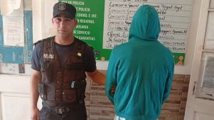 detenido en esquina tras una pelea