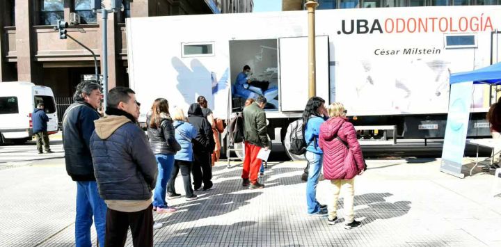 Clases públicas en Plaza de Mayo de todas las universidades Marcha UBA