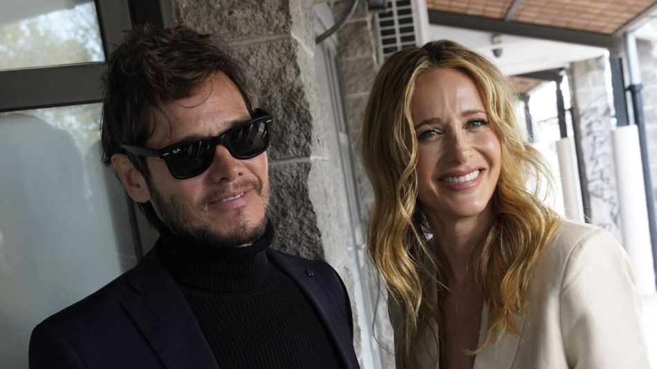 Las mejores fotos del íntimo casamiento de Julieta Prandi y Emanuel Ortega