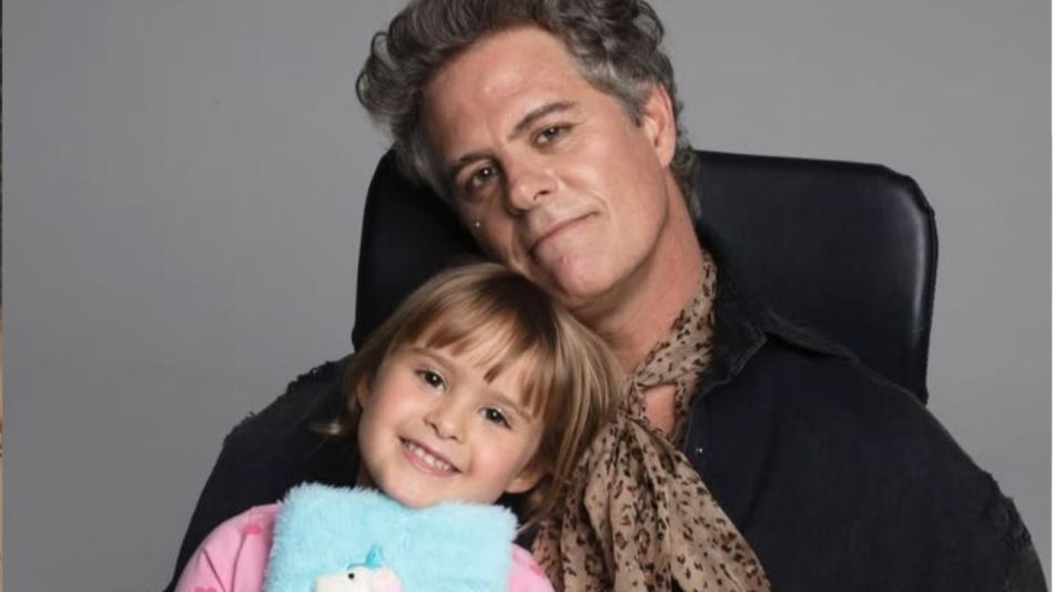Mike Amigorena con su hija Miel