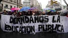 RDI: los salarios docentes en las universidades perdieron 34% de poder adquisitivo y hay reclamos por más fondos para 2027