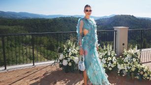El look de volados de Angie Landaburu