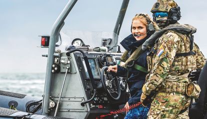 Amalia amplía su entrenamiento militar