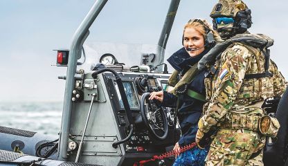 Amalia amplía su entrenamiento militar
