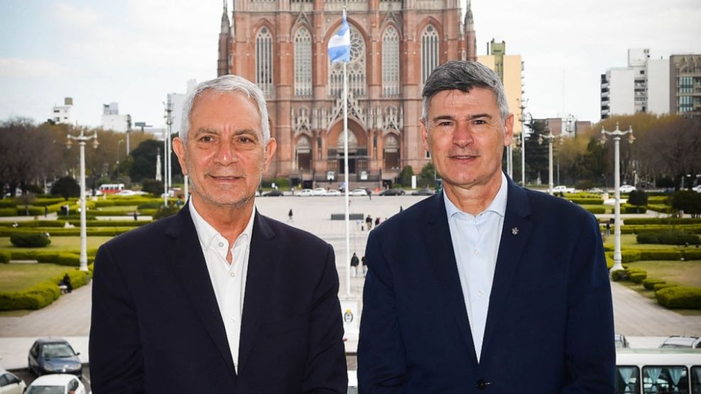 Daniel Passerini junto a Julio Alak en La Plata
