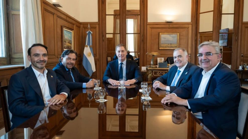 Santilli reunido con gobernadores del Norte Grande