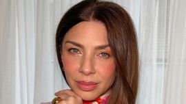 Romina Gaetani impone el estilo retro con el accesorio que transforma cualquier look