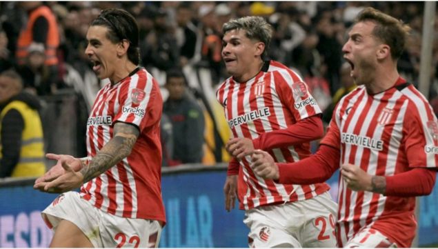 Estudiantes vs Corinthians
