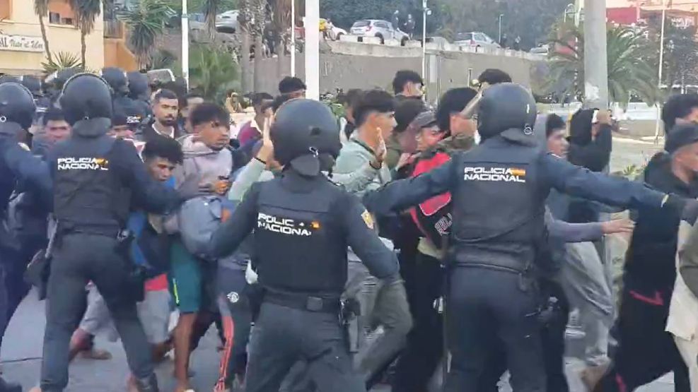 Avalancha de migrantes en Ceuta