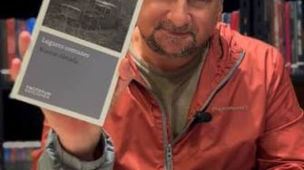 El escritor y editor Marcos Almada.