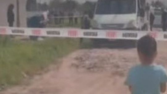 Macabro hallazgo en Merlo: operarios encontraron un bebé muerto en una bolsa enterrada