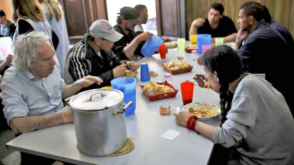 200926_comedor_popular_pobreza_cedoc_g