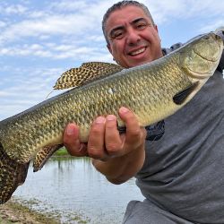 Las imágenes de la salida sirven, en este caso, para dimensionar la belleza del paisaje y la calidad de pesca que ofrece actualmente este sector del río Utis.