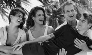 Presley Gerber junto a su hermana Kaia Gerber, su mamá Cindy Crawford y su papá Rande Gerber