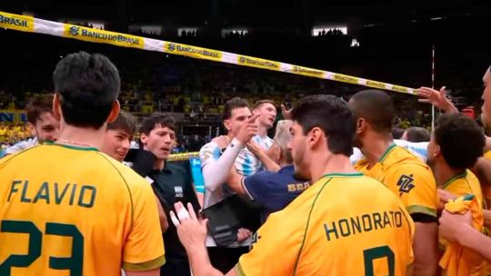 Argentina cayó ante Brasil en la final del Sudamericano de vóleibol y un gesto desató la furia del combinado nacional