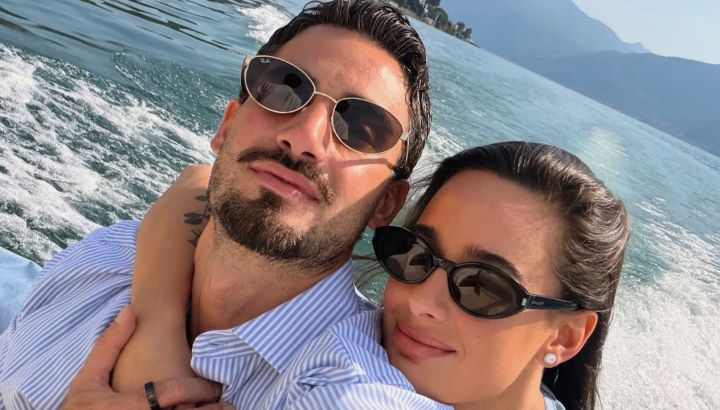 Las mejores fotos de las vacaciones de Nico Occhiato y Flor Jazmin Peña por Europa: Paisajes, complicidad y looks en tendencia