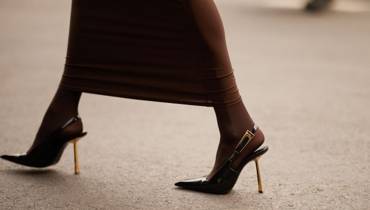 5 zapatos elegantes para el entretiempo 2026 que transforman cualquier look