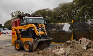 Arreglo pluvial en Av. Del Libertador.