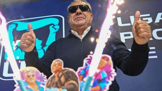 "Chiqui" Tapia sigue levantando el perfil: festejó su cumpleaños con otros dirigentes del fútbol