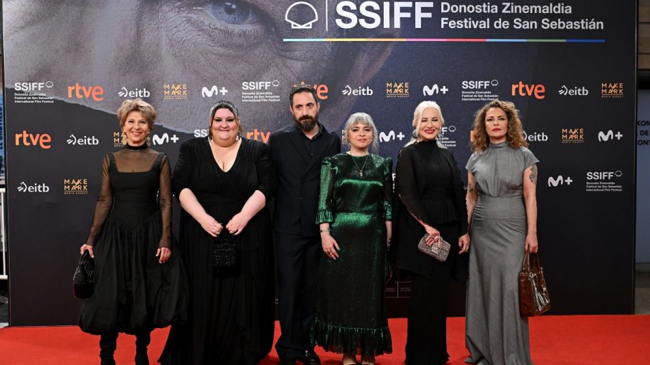 De izquierda a derecha: Alejandra Flechner, Carolina Alvarez, Pablo Larraín, Mariana Enriquez, Mercedes Morán y Dolores Fonzi.