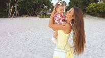 Cami Homs: relax con su heredera Aitana