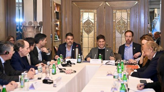 Axel Kicillof se reunió con José Luis Manzano en un encuentro con empresarios en Nueva York