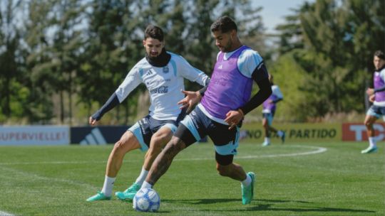 Selección Argentina: dos Campeones del Mundo fueron desafectados por lesión tras el entrenamiento del miércoles