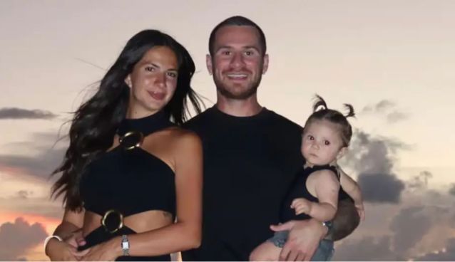 Ailén Cova y Alexis Mac Allister junto a Alaia