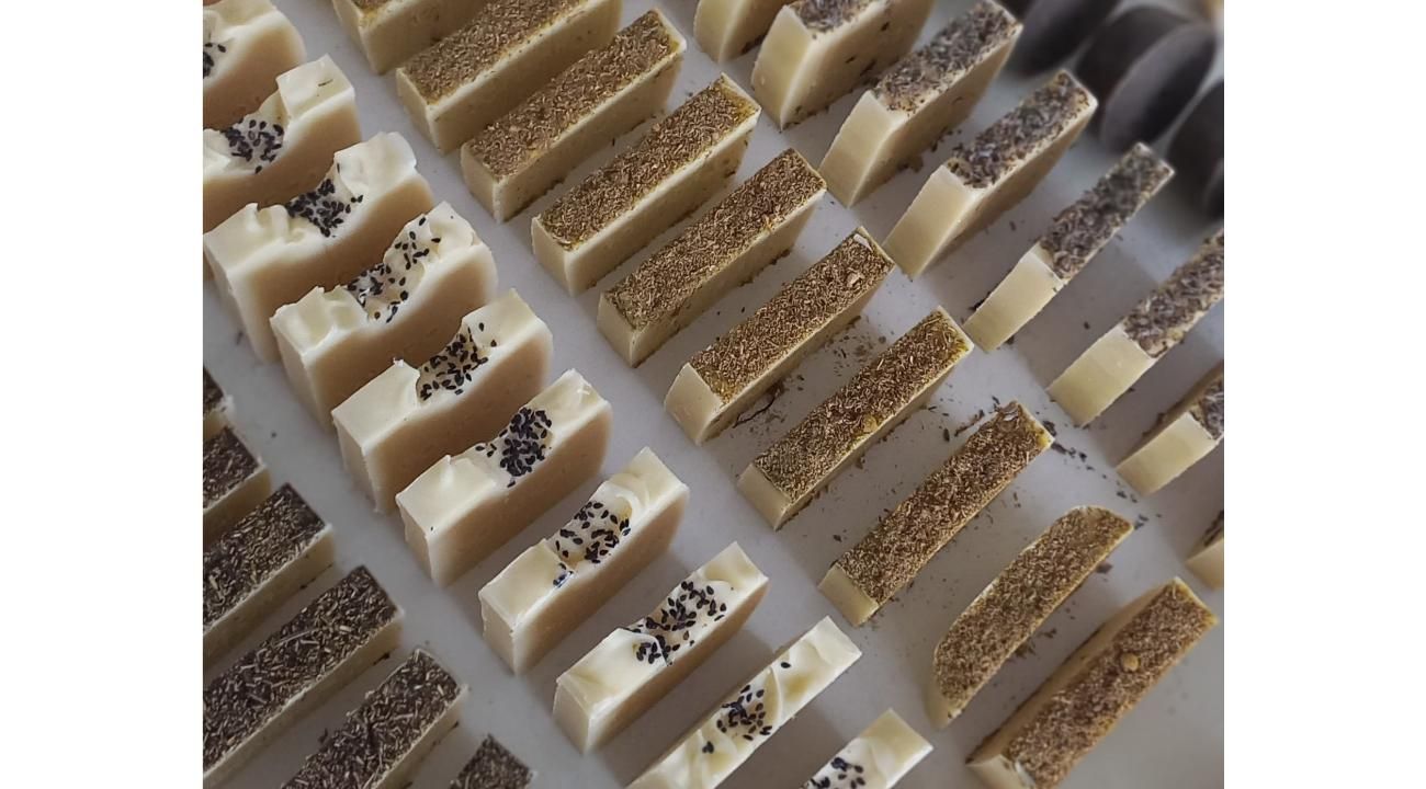 Detrás del frasco: el arte de crear cosmética artesanal y consciente desde Rosario