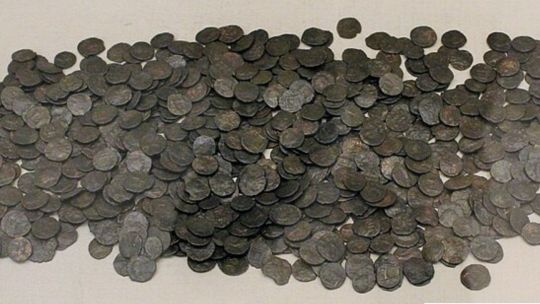 Un arqueólogo aficionado descubrió el mayor tesoro de monedas romanas de plata en Alemania: tienen 2000 años
