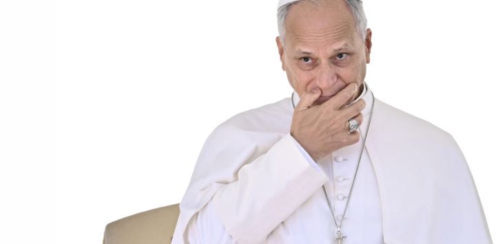 El papa León XIV preside la audiencia general semanal en la plaza de San Pedro, en el Vaticano.
