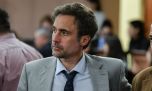 El diputado que se rascó el ombligo con una birome repasó detalles de la escena
