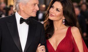 Michael Douglas y Catherine Zeta-Jones comparten una fecha en el calendario, una familia y casi tres décadas de historia.